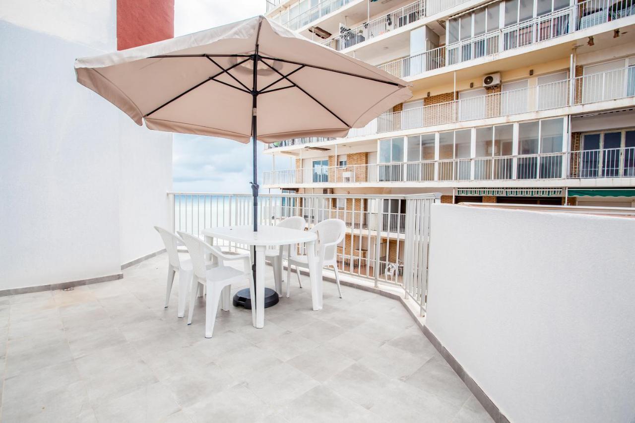 Atico Con Espectacular Terraza Y Vistas Al Mar Appartement Perelló Buitenkant foto